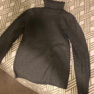 Coldwater Creek Women's Charcoal Gray Ribbed Turtleneck Sweater